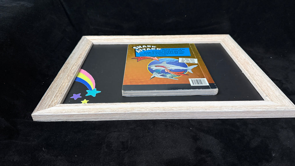 SHARK ATTACK Foam Model &amp; Fact Book