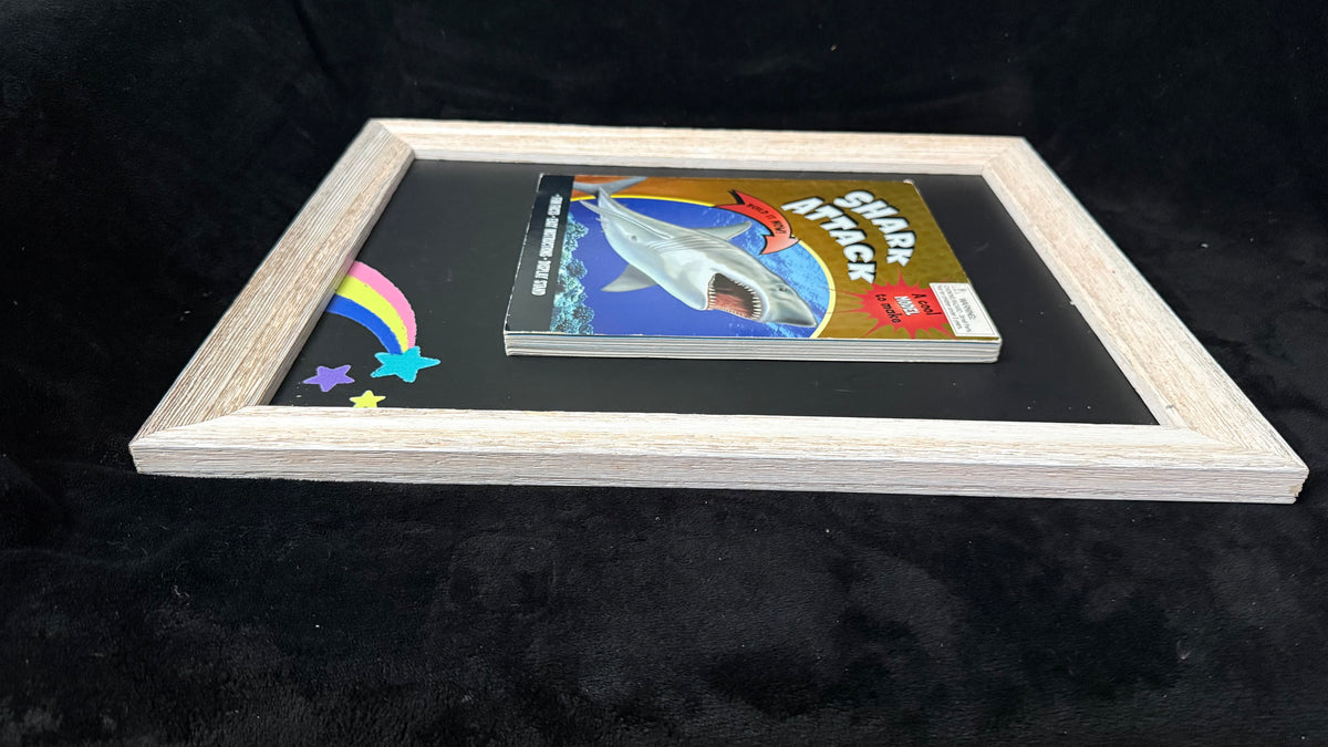 SHARK ATTACK Foam Model &amp; Fact Book